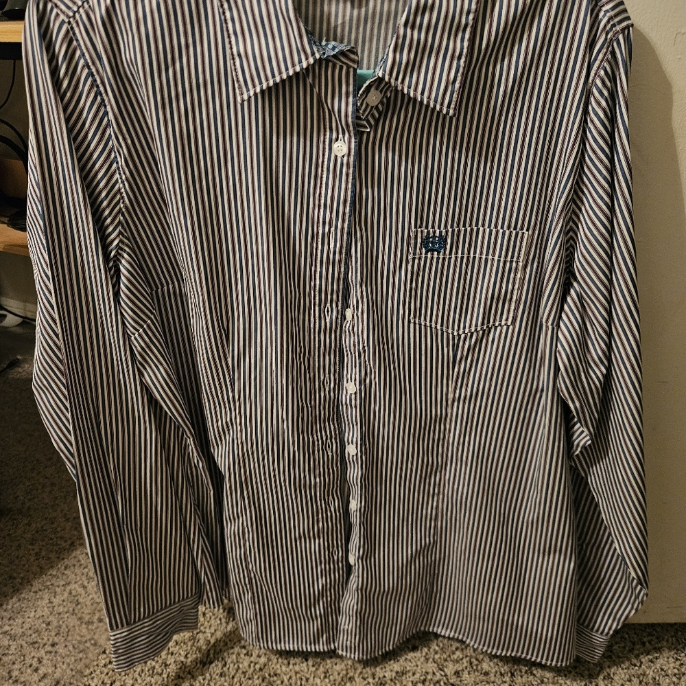 Womwns's Striped Purple and White Shirt
